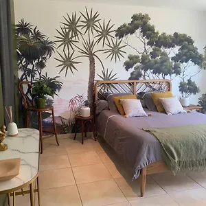  Couette-café En Drôme Tropicale
